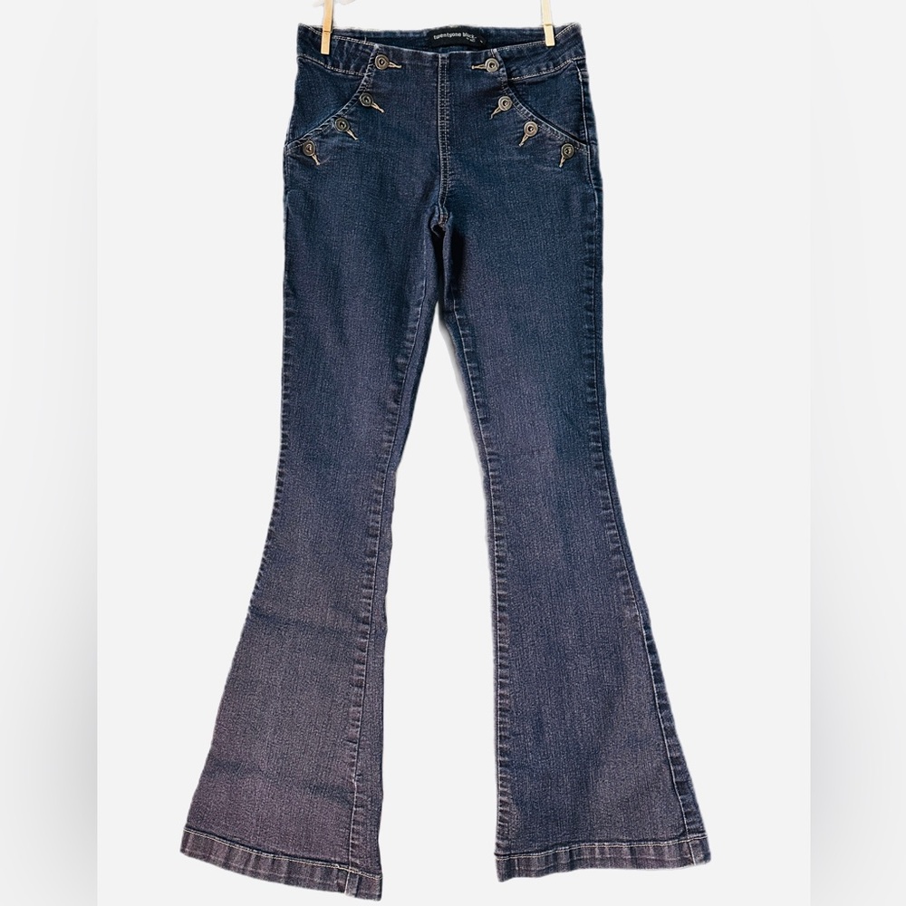 Flared Sailor Jeans twentyone black by rue21
Size 1/2R